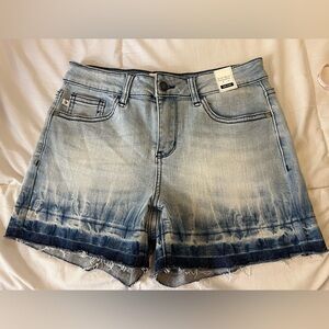 Judy Blue Jean Shorts Blue Ombre Faded